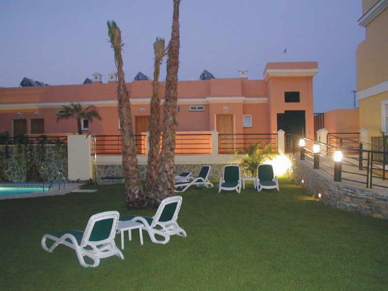 Apartamentos Turisticos Anoreta رينكون ذي لا مْبيكتوري المظهر الخارجي الصورة
