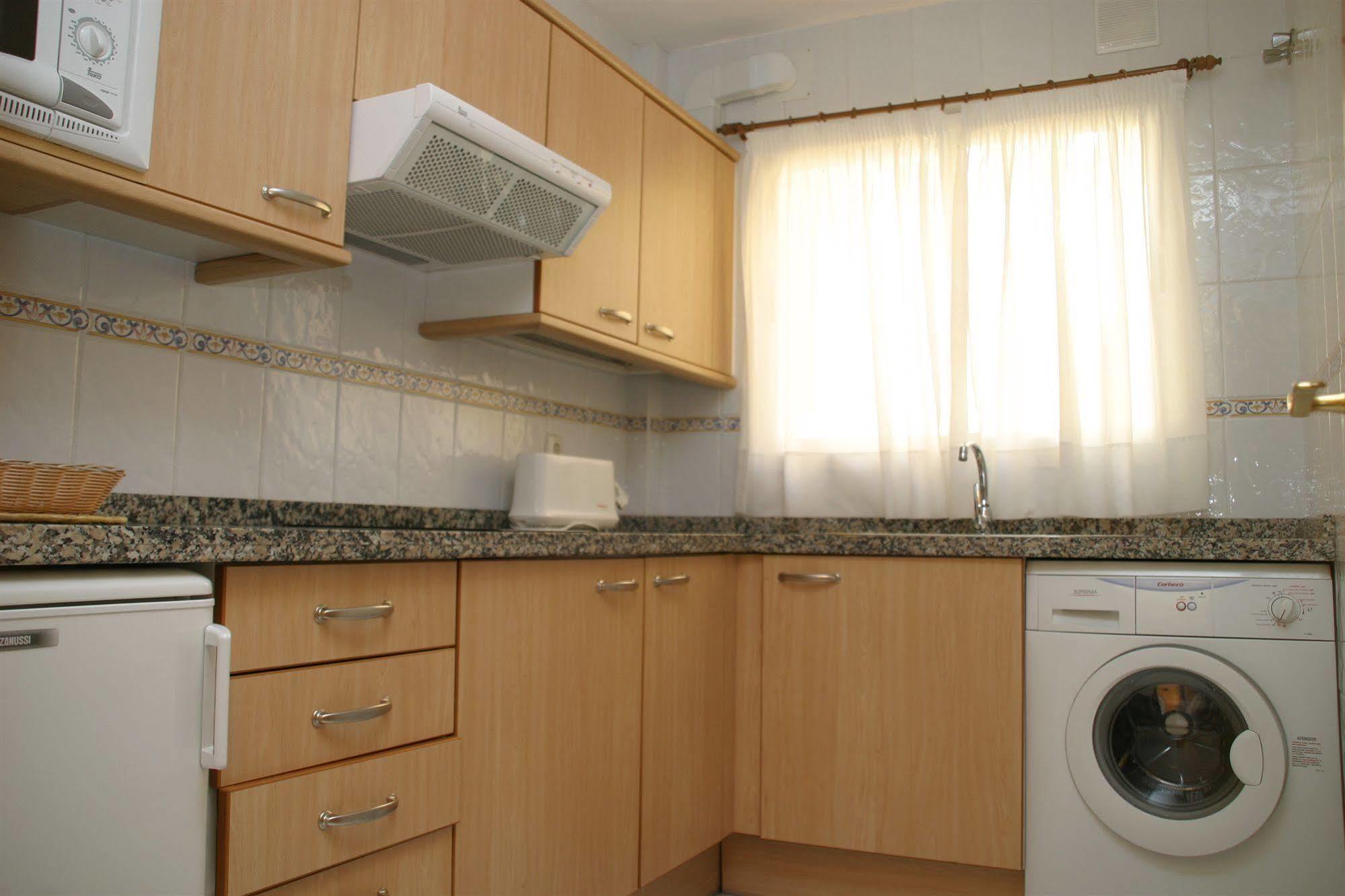 Apartamentos Turisticos Anoreta رينكون ذي لا مْبيكتوري المظهر الخارجي الصورة